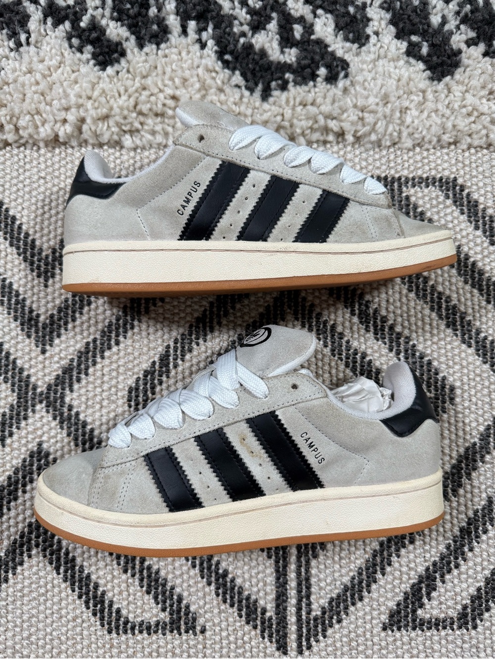 Men’s Adidas Campus 00s Crystal White Black Sneakers Size 9
